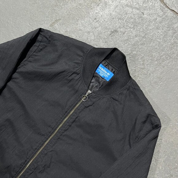 adidas jacket - Picture 2 of 6